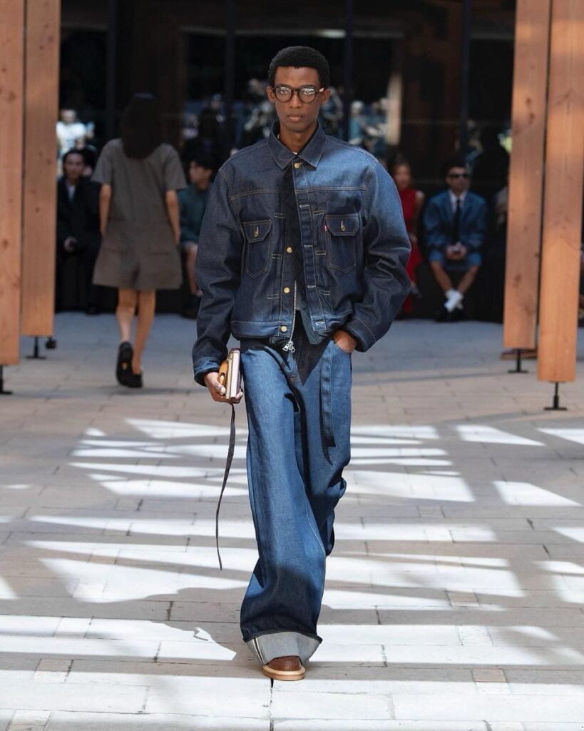 sacai x Levi's 2025年春夏コラボコレクションが国内5月28日に発売