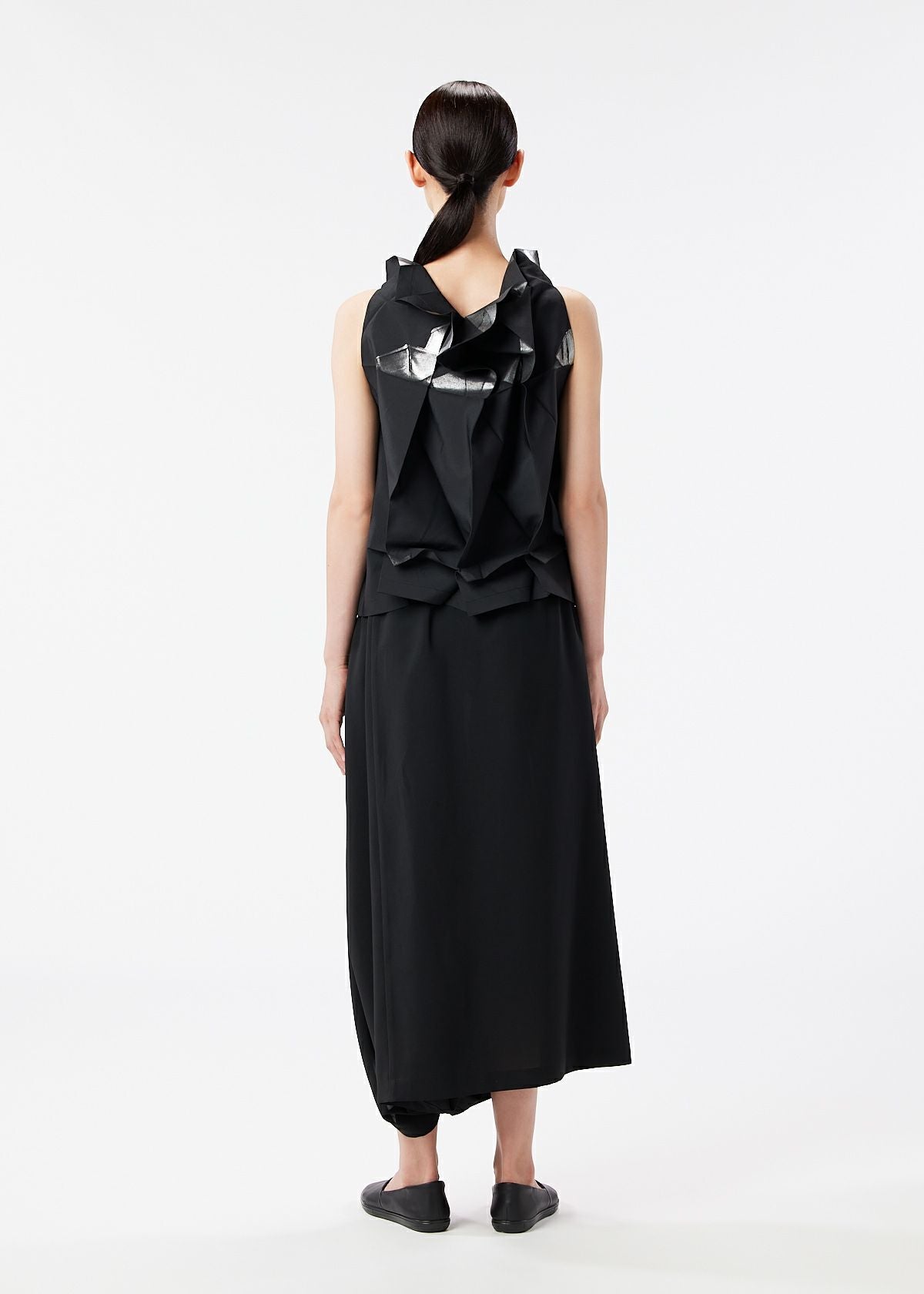 132 5. STANDARD – ISSEY MIYAKE ONLINE STORE