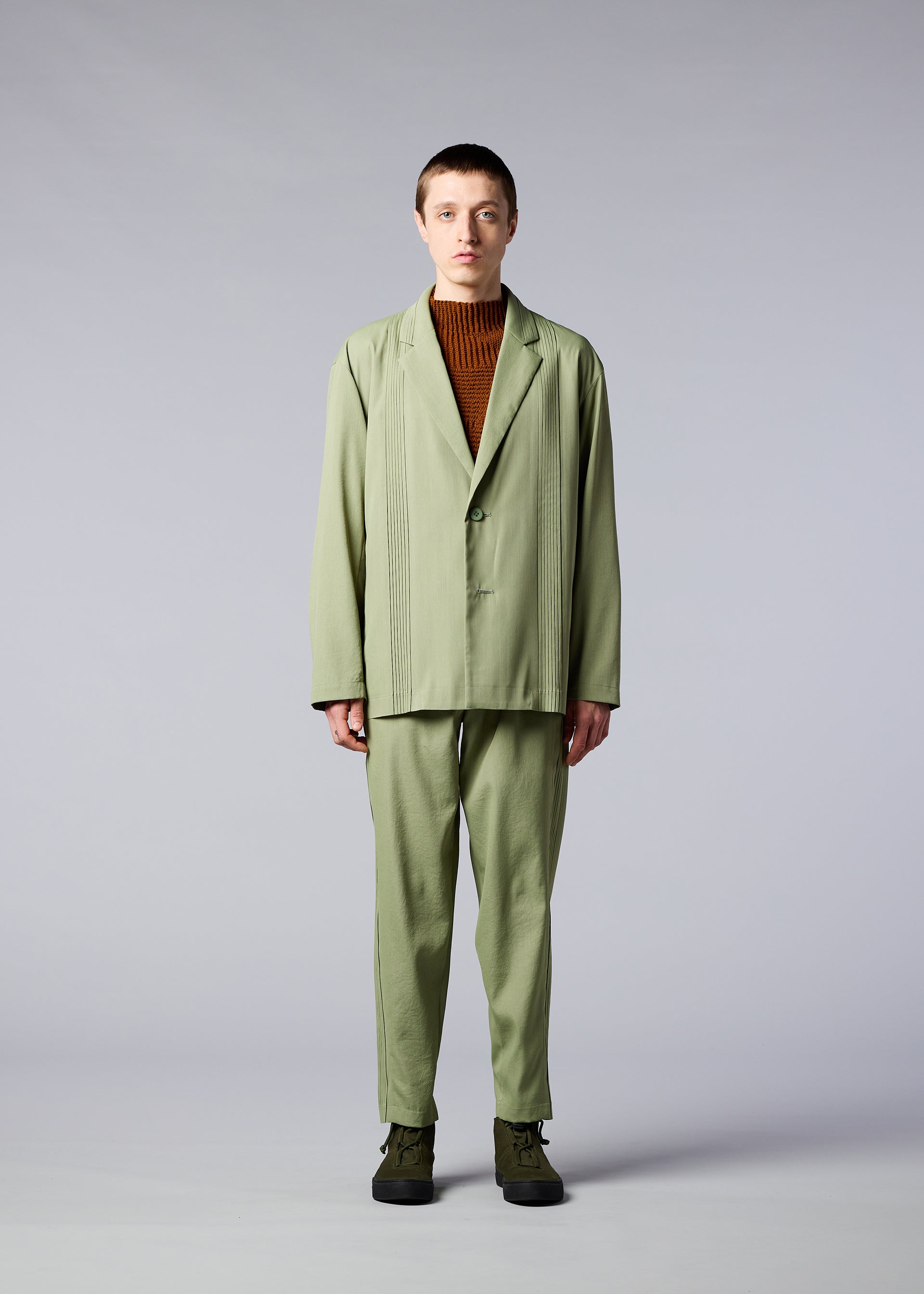 AIR PLEATS – ISSEY MIYAKE ONLINE STORE