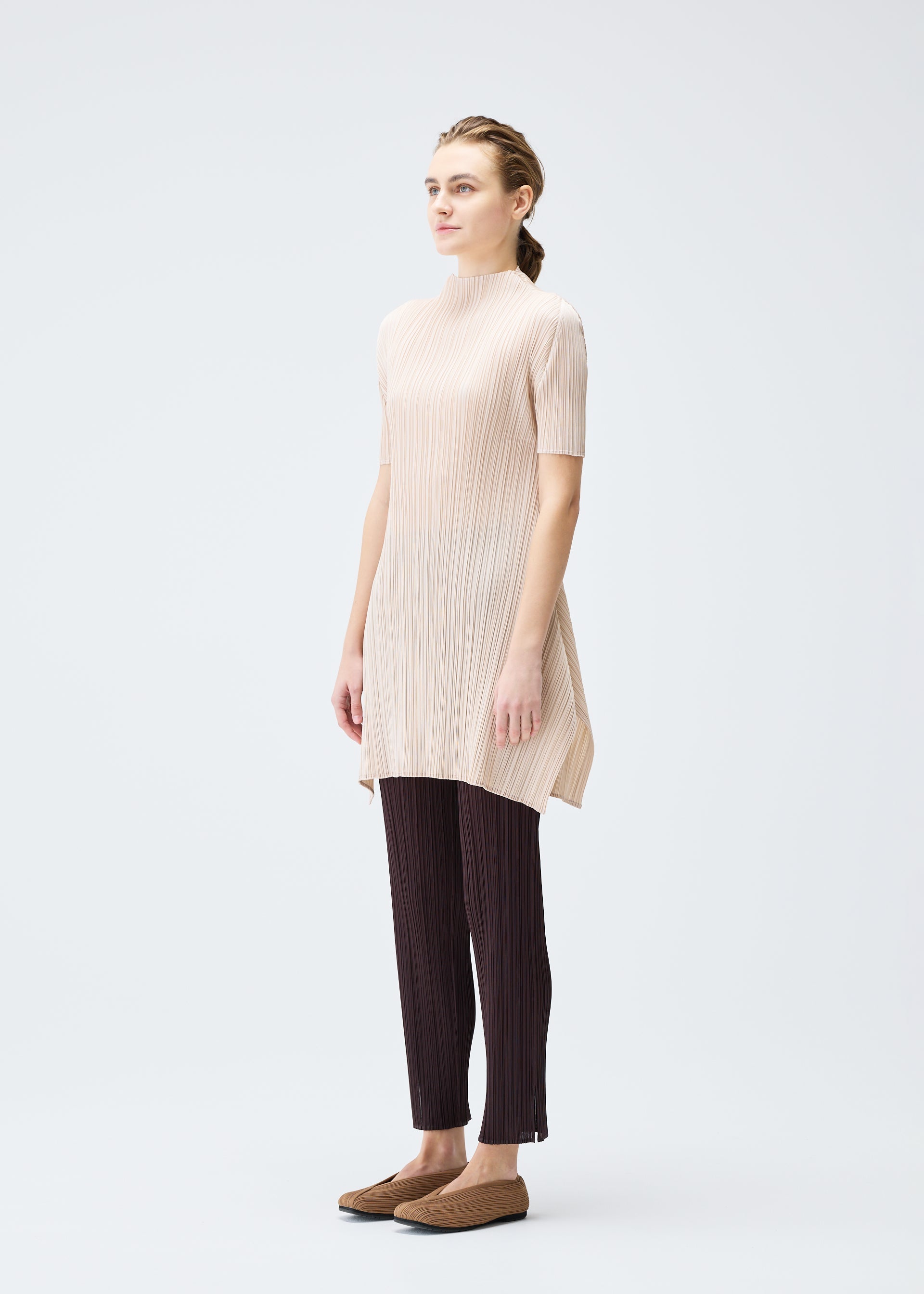 MONTHLY COLORS : JULY – ISSEY MIYAKE ONLINE STORE