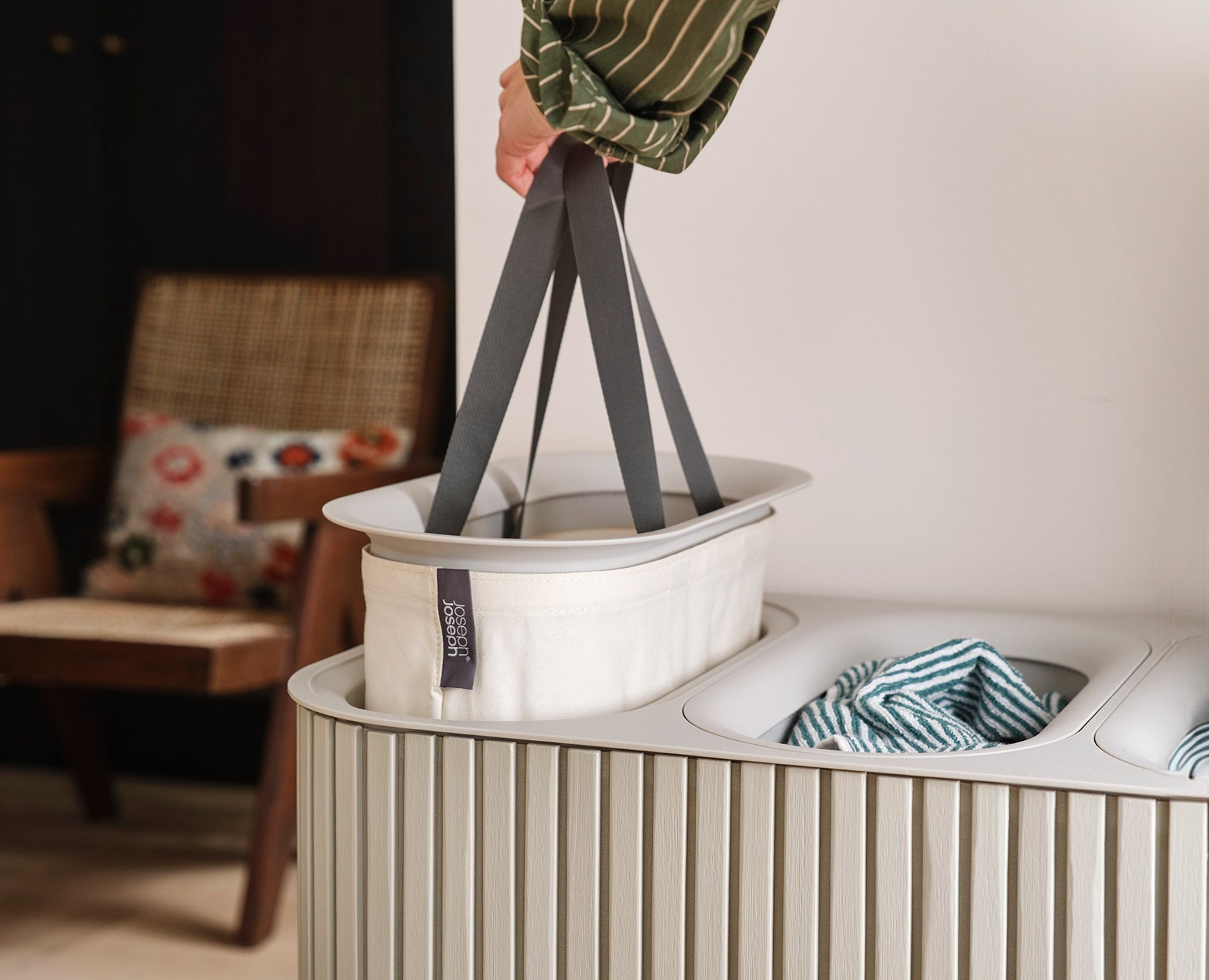 Luxury Triple Laundry Basket 90L in Ecru | Joseph Joseph US