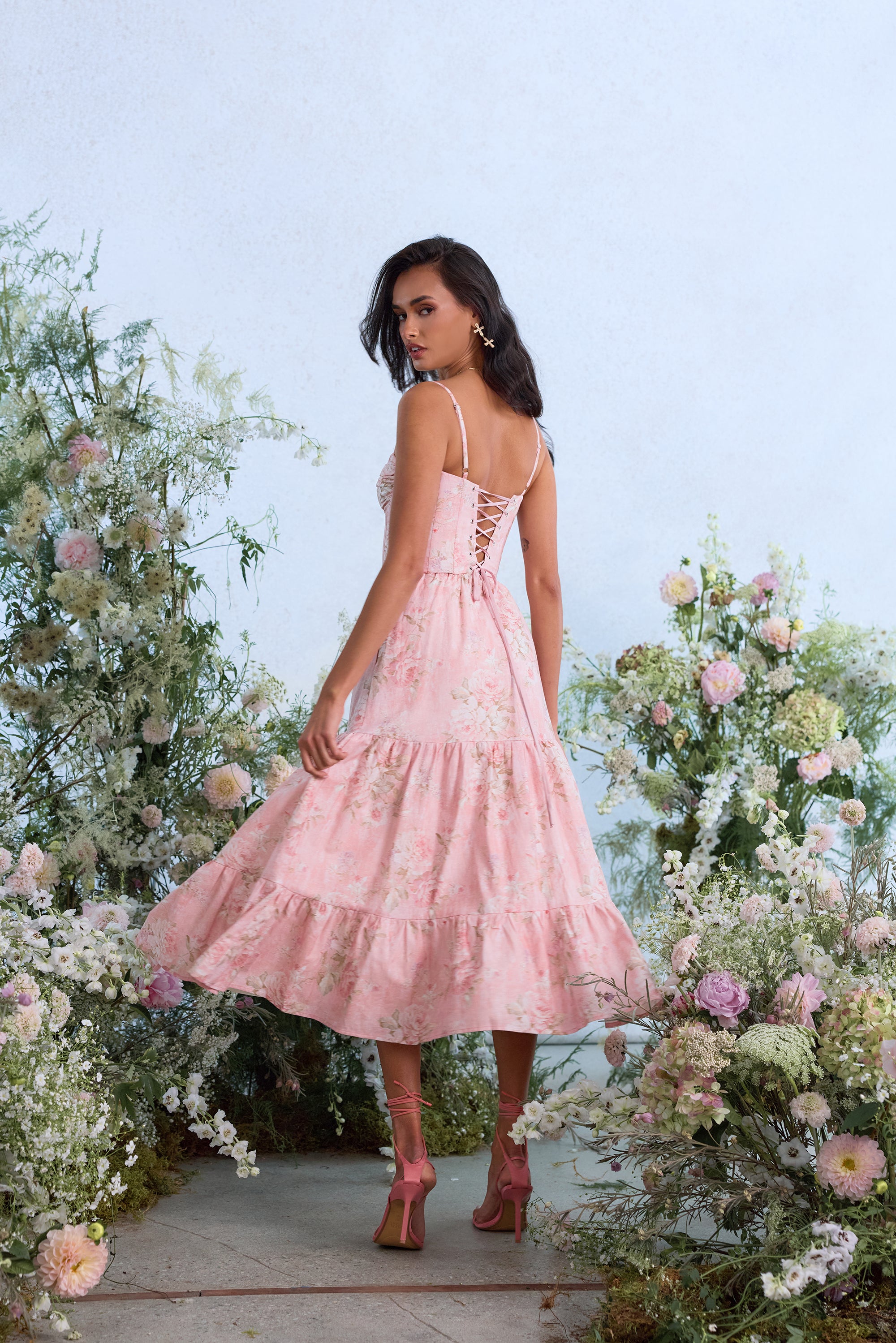 The Lorenza Dress in Light Pink Tapestry Rose – V. Chapman