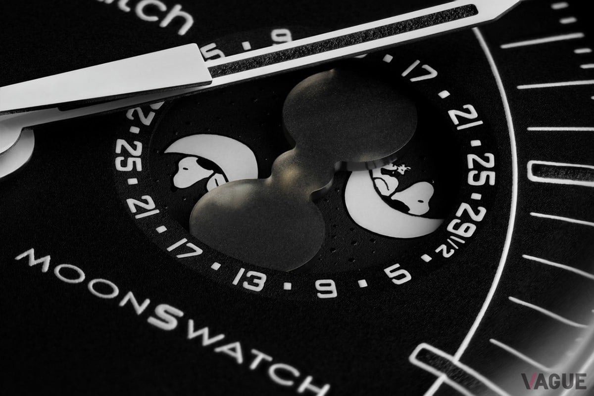 オールブラックで「ムーンスウォッチ×スヌーピー」再登場！ ますます