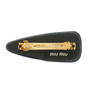 ヘアアクセサリー バレッタ ヘアクリップ ロゴ パテントレザー GP