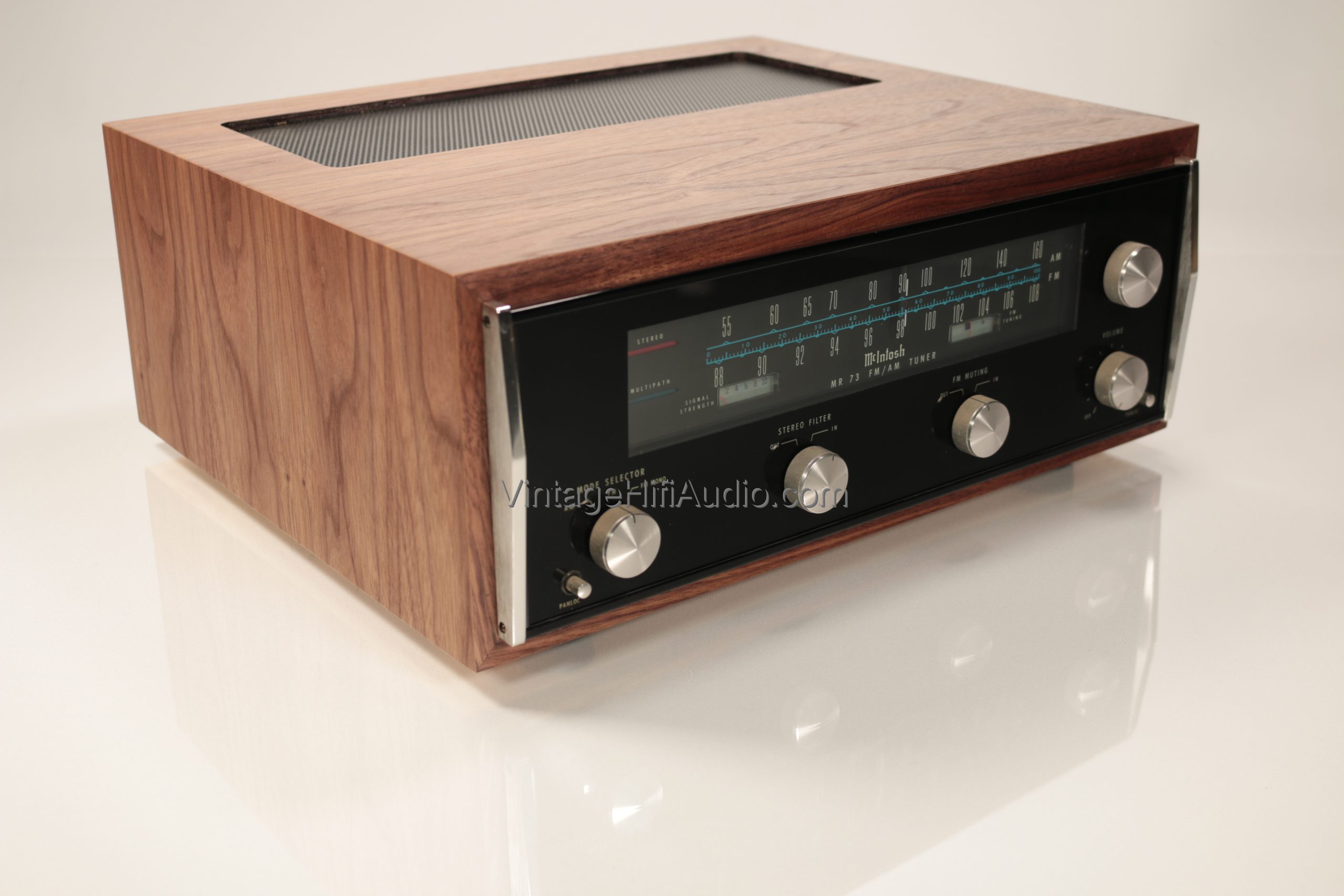 McIntosh L-52 Wood Case - Vintage HIFI Audio