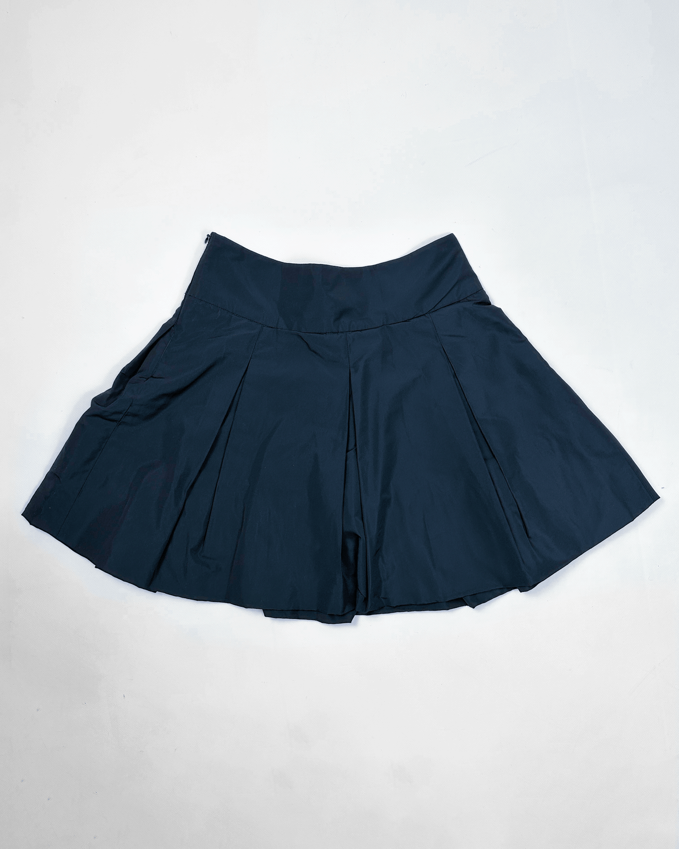 Miu Miu Navy Blue Pleated Mini Skirt 2000's – Vintage TTS