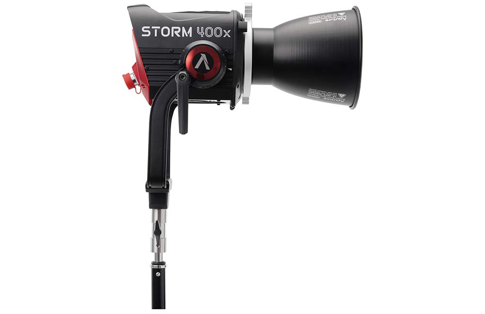 アガイ商事、Aputureの LEDスポットライト「STORM 400x」と専用