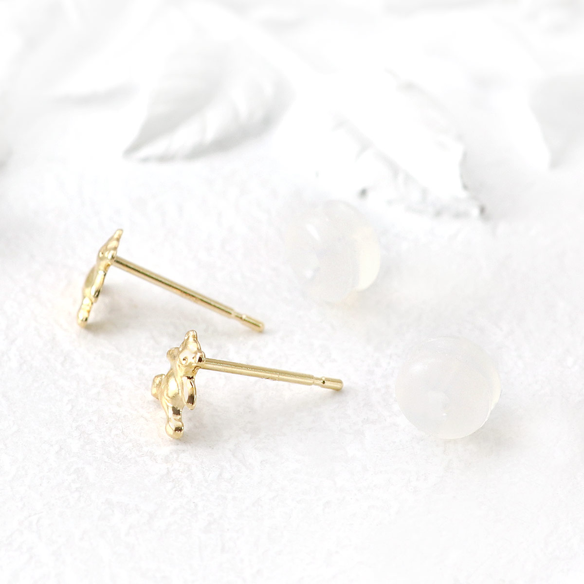 アクセサリーのプレゼント K18YG くまモチーフ ピアス 18金イエロー