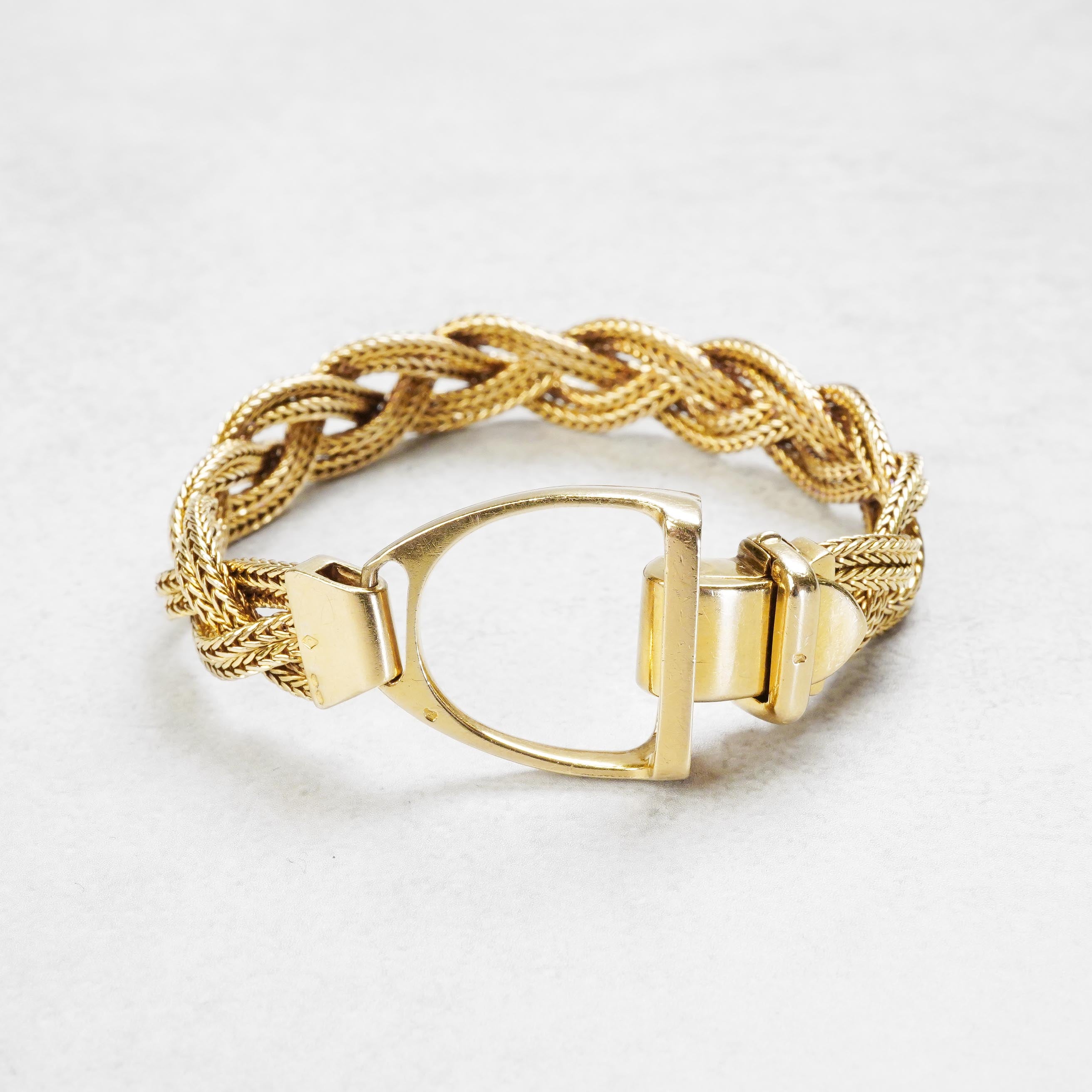 NEW IN – VISION ARCHIVE