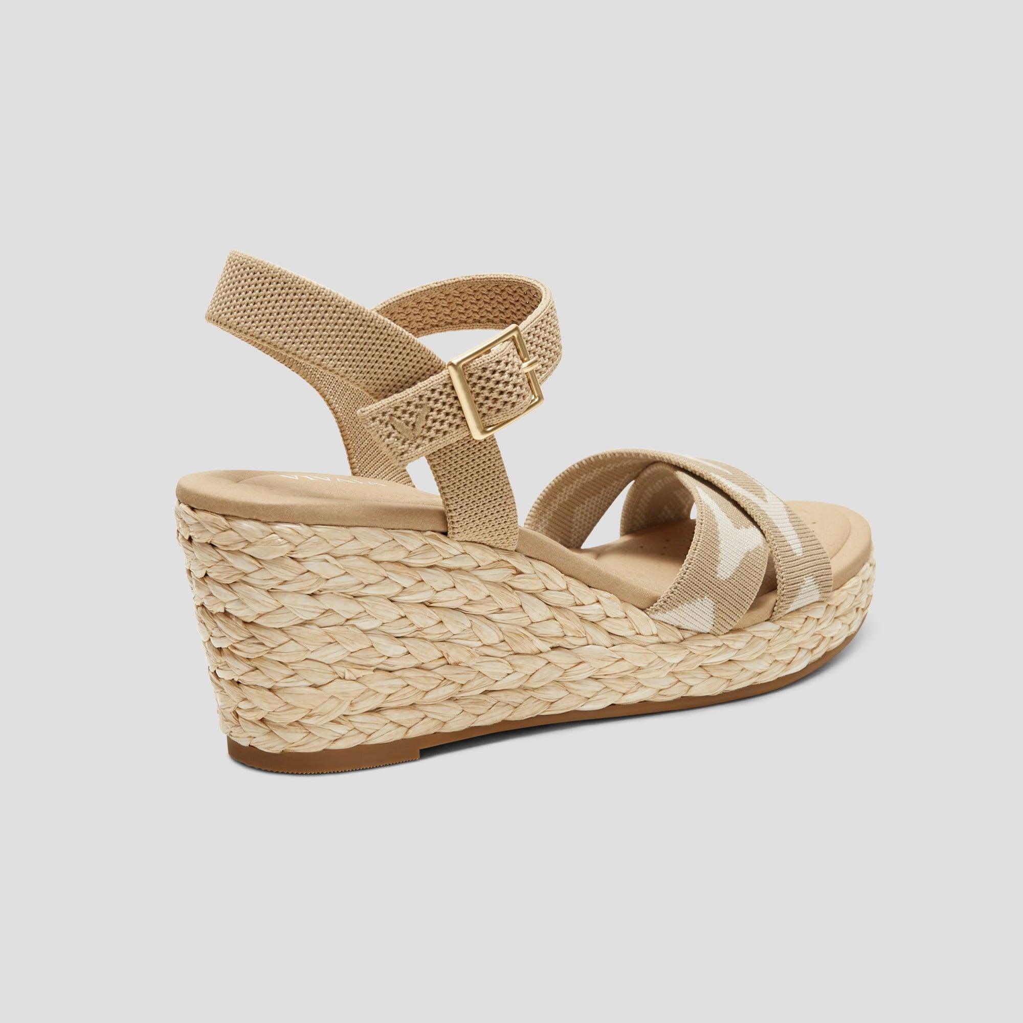 Sally Pro] AdaptAll™ ラウンドトゥ ウェッジヒール サンダル – VIVAIA