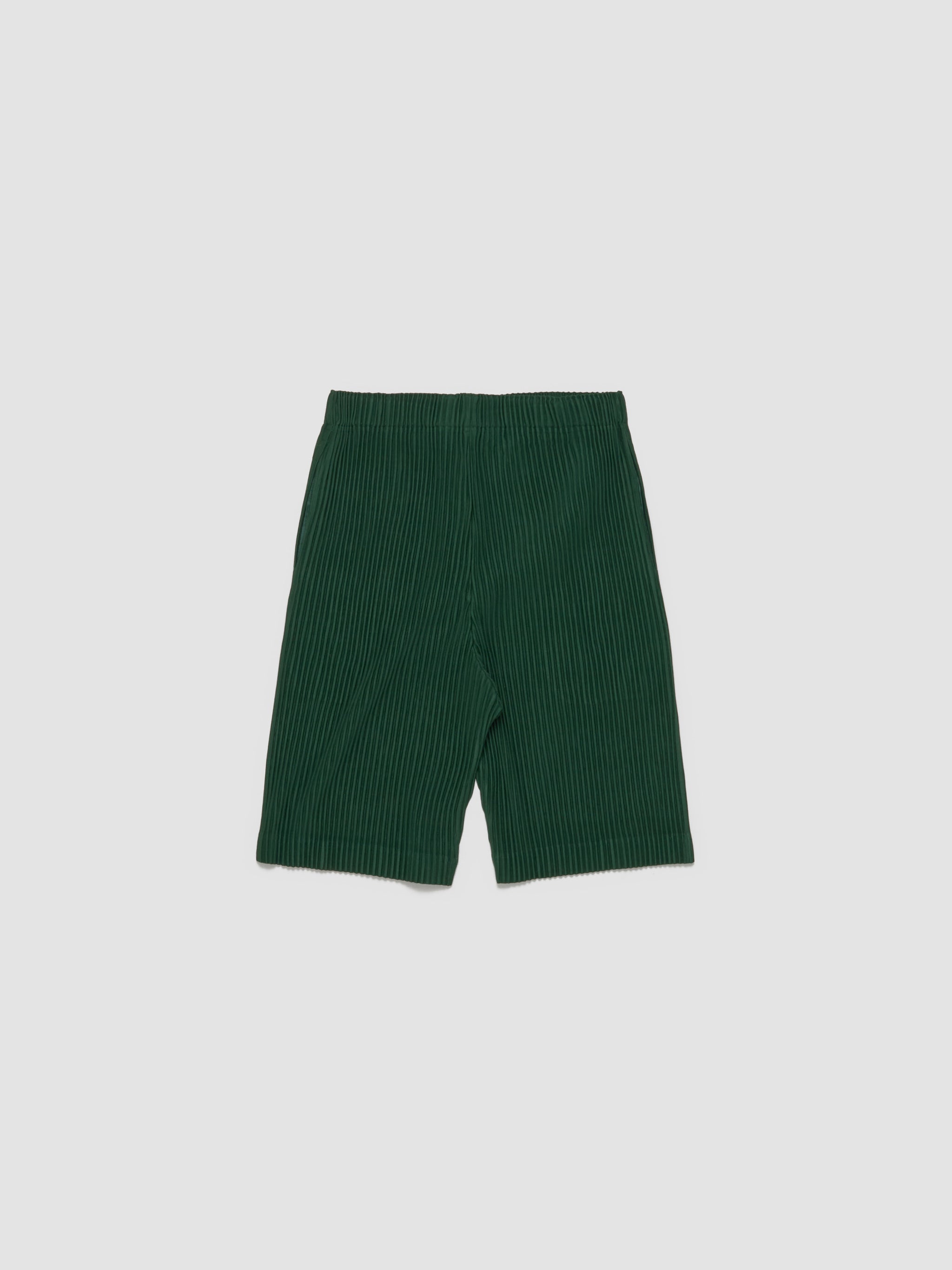 HOMME PLISSÉ Issey Miyake - Pleated Bermuda Shorts in Seaweed