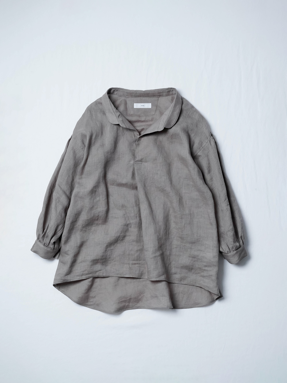 リネントップス】ぬけ感を目で楽しむ ちょうどいい塩梅 /榛色（はしば