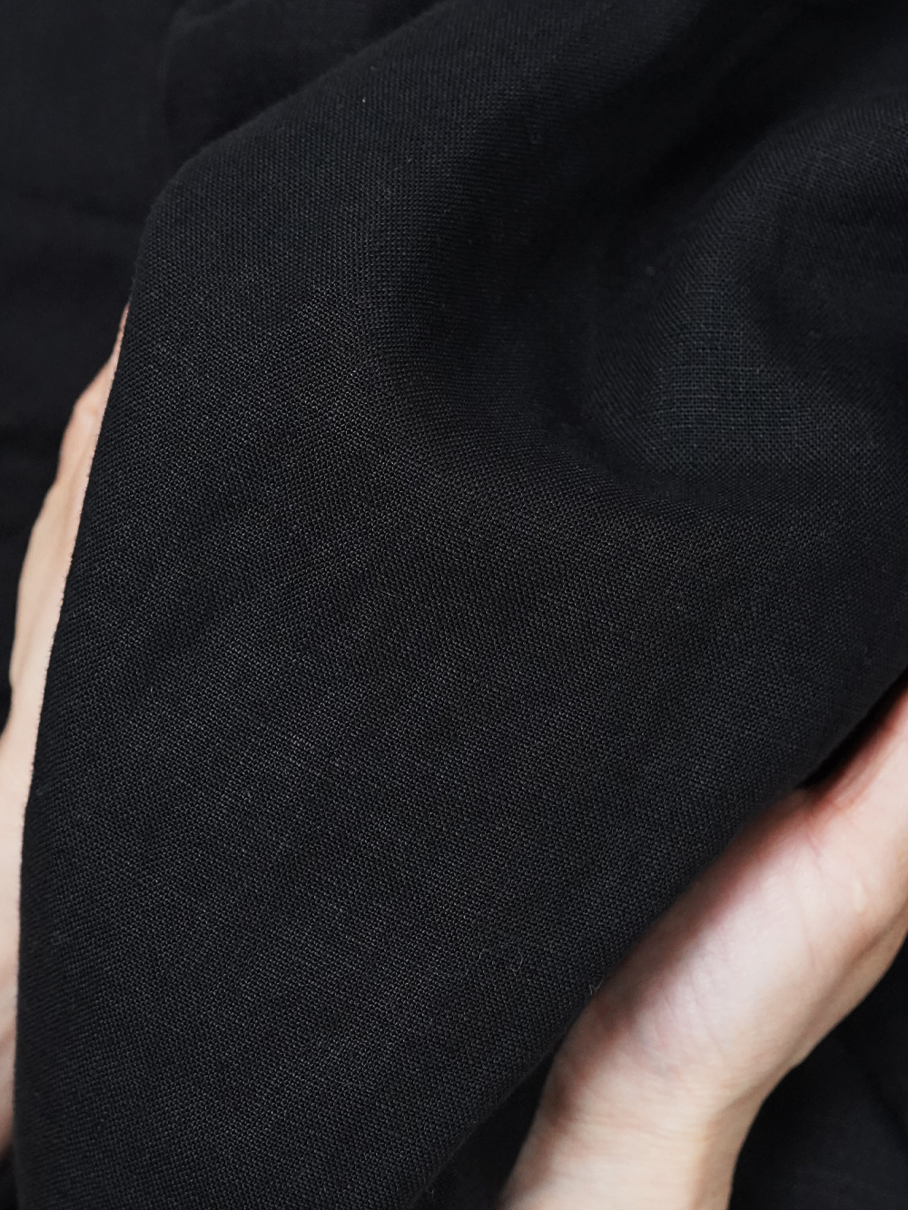 リネンパンツ】動きやすさ全開！快適との両立を目指すもの/ ブラック