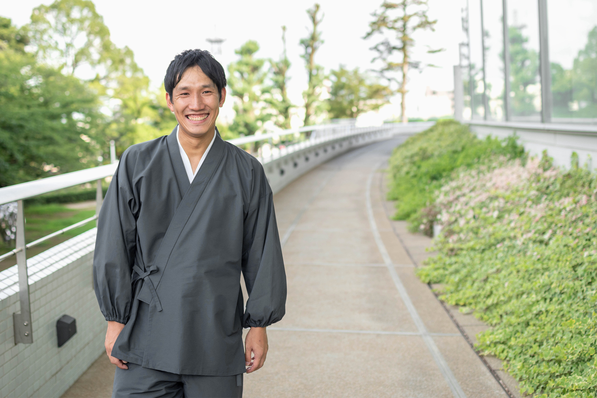 袖・裾ゴム式 撥水高機能作務衣 No.2 グレー | 作務衣・甚平通販 和粋庵