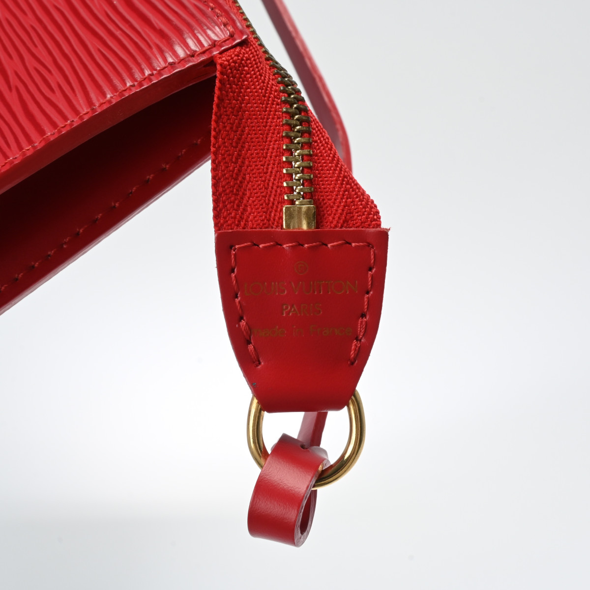 ルイ ヴィトン エピ ポシェット アクセソワール カスティリアンレッド