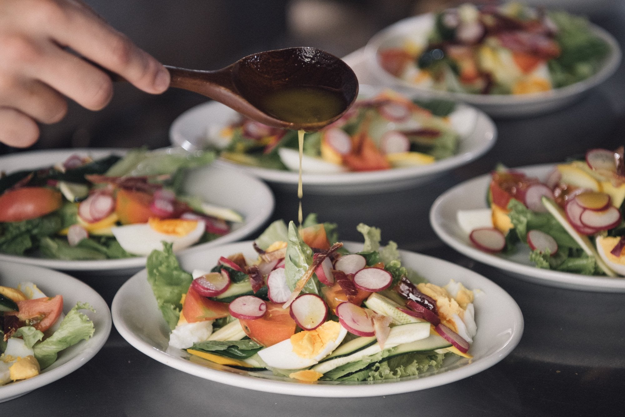 チボリ オーバルプレート｜Saturnia（サタルニア）