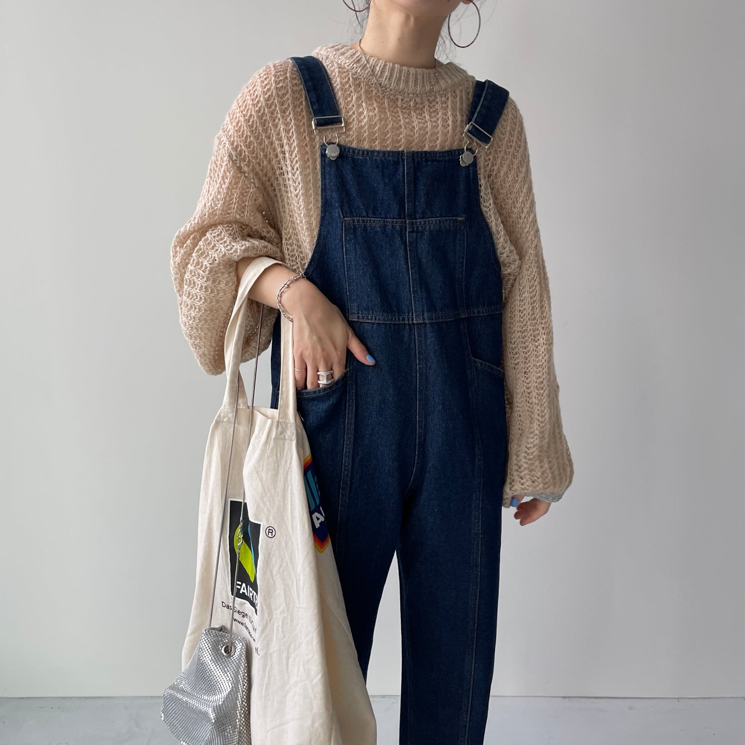 loose and slim denim salopette / blue （ルーズアンドスリムデニム