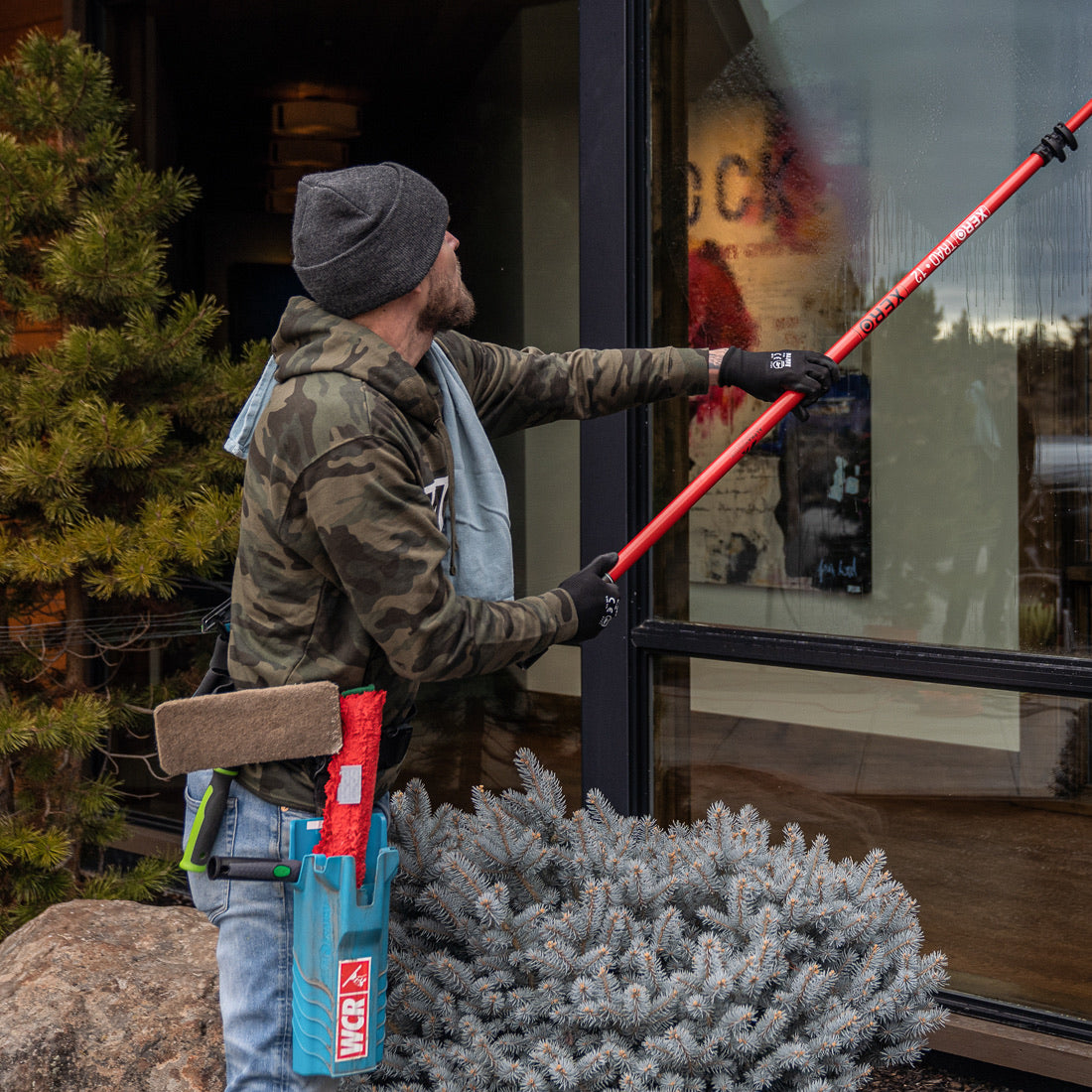 Moerman Toolholder 2.0 | Bucket on a Belt | WCR – WindowCleaner.com