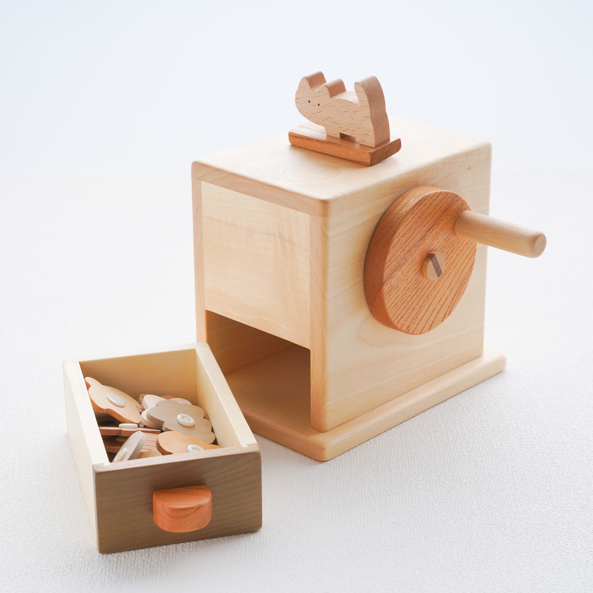 2023年グッドトイ受賞 パチンと宙を飛ぶおはじきに夢中 – なかよし