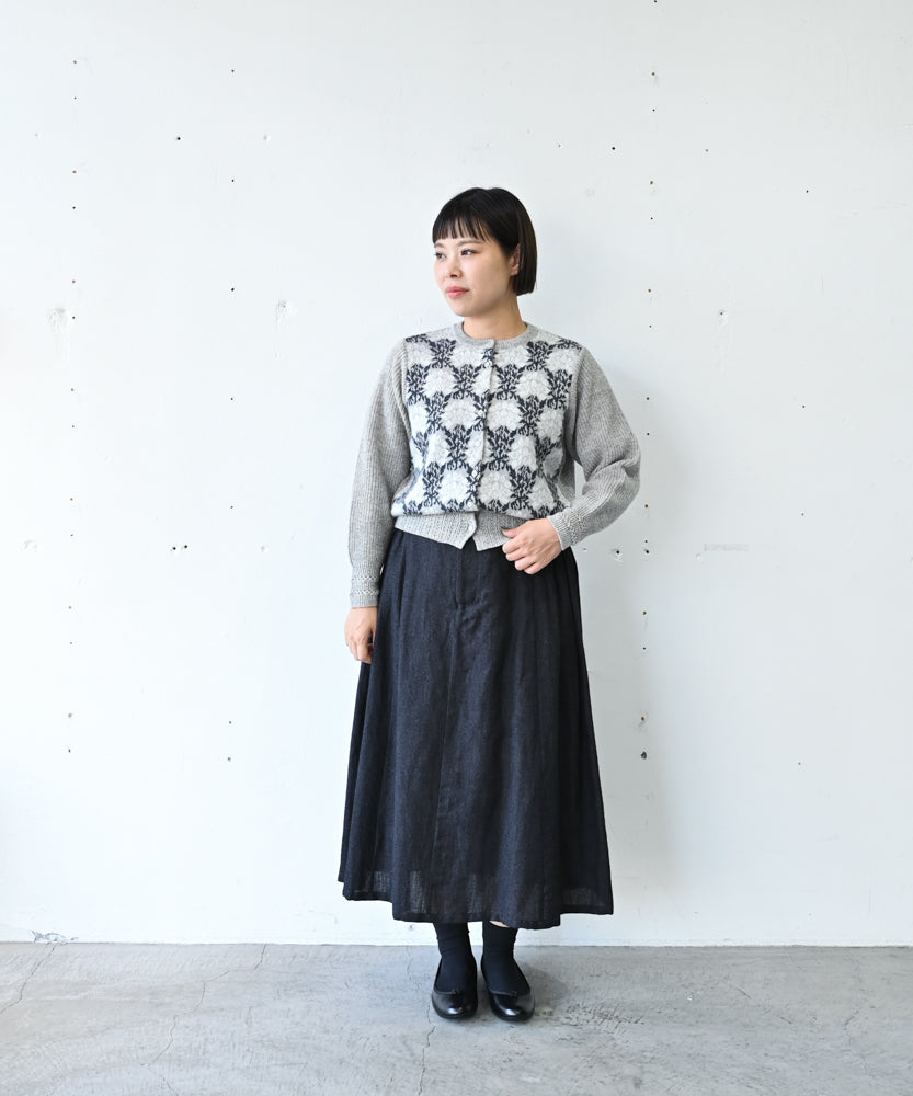 前身頃は希少なモヘヤとシルク×後ろ身頃はウール100%〉フラワージャ