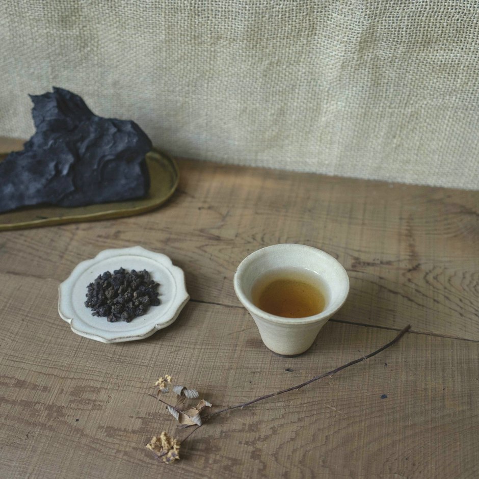 台湾凍頂烏龍茶 鹿谷 ココアを思わせる香り - 琅茶 Wolf Tea