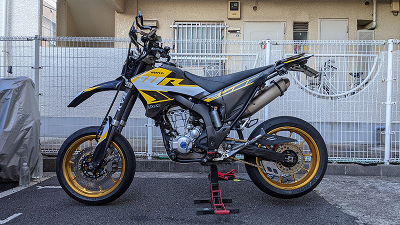 簡単！WR250X/Rのキャリア取り付け解説【積載方法】 | WR250Xの説明書