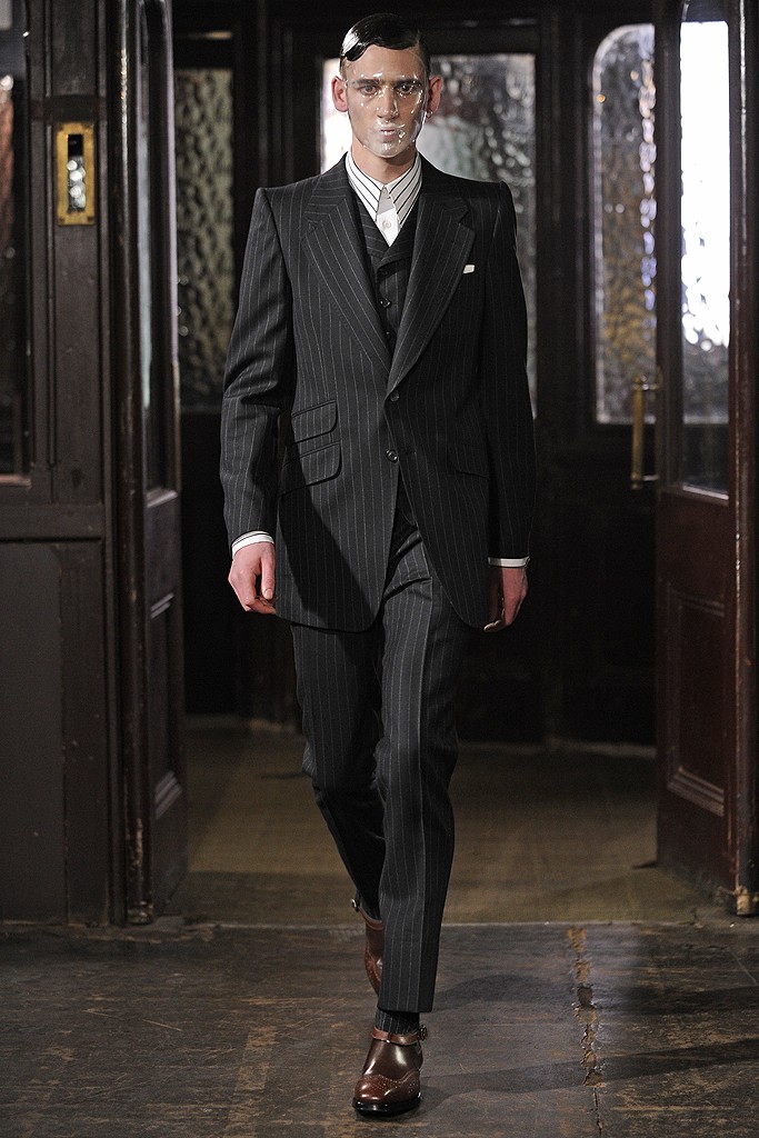 ALEXANDER MCQUEEN ブラック スーツセットアップ 44 ALEXANDER MCQUEEN