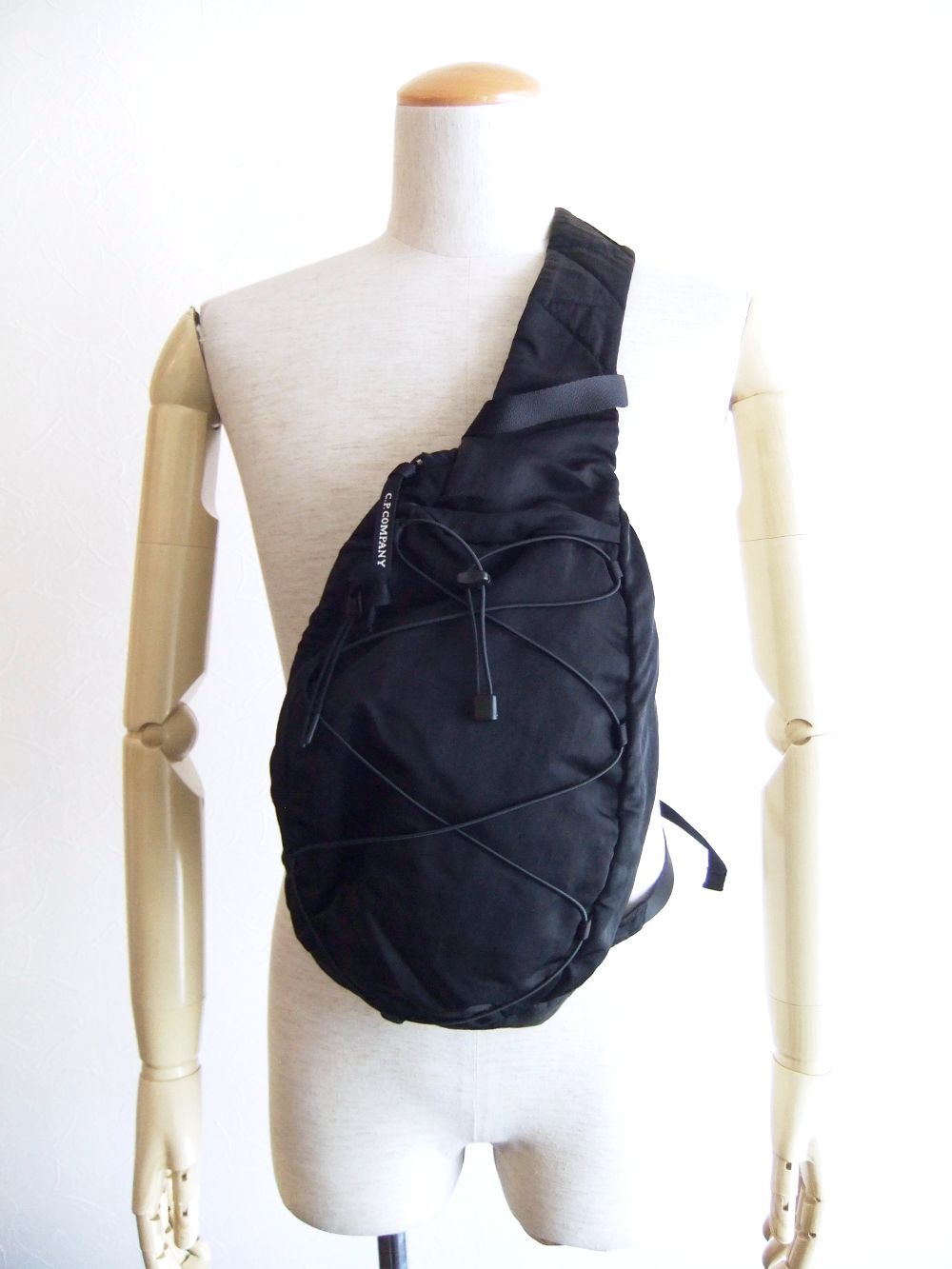 C.P. COMPANY - GOGGLES MINI BACKPACK (ダークネイビー) ゴーグル