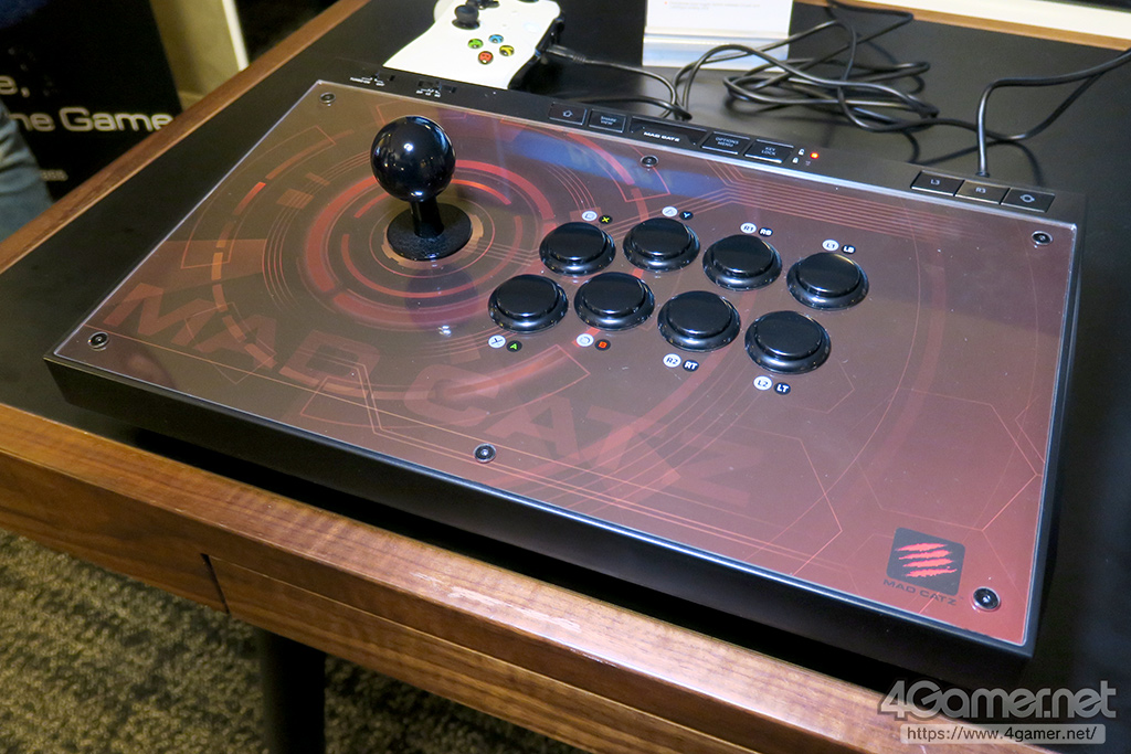 Mad Catzから新型アーケードスティック「E.G.O.」が登場。カスタマイズ