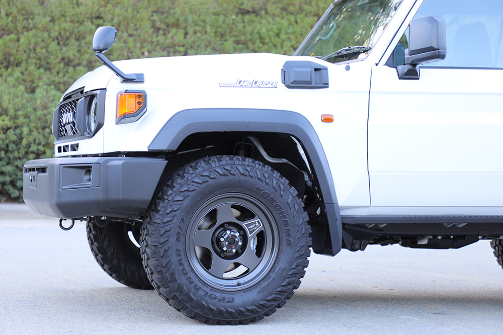 車種別検索 | 再再販ランドクルーザー70（GDJ76） - フォーバイフォー