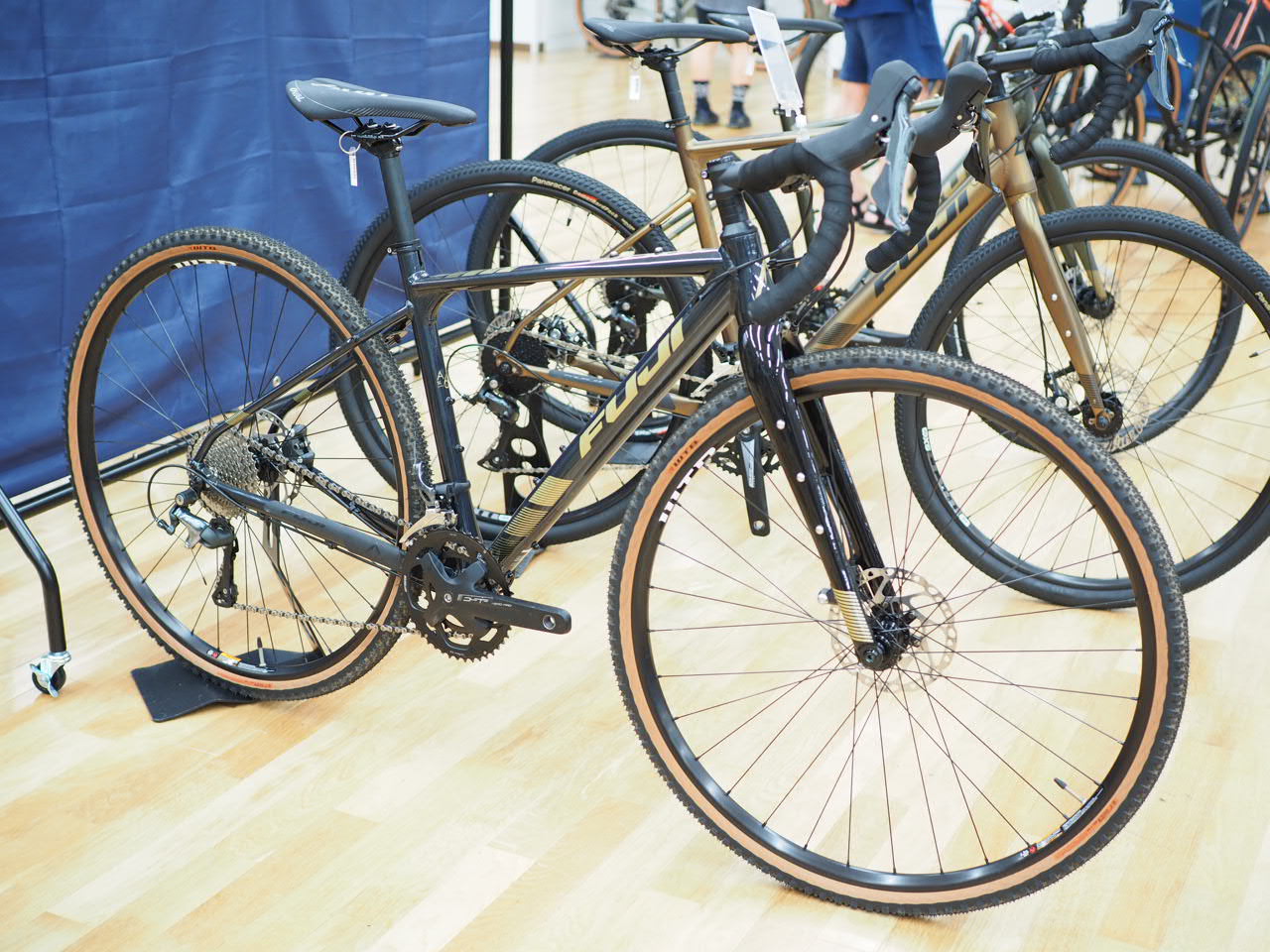 FUJI(フジ)|2025 サイクルショップカンザキ吹田店 ロードバイク