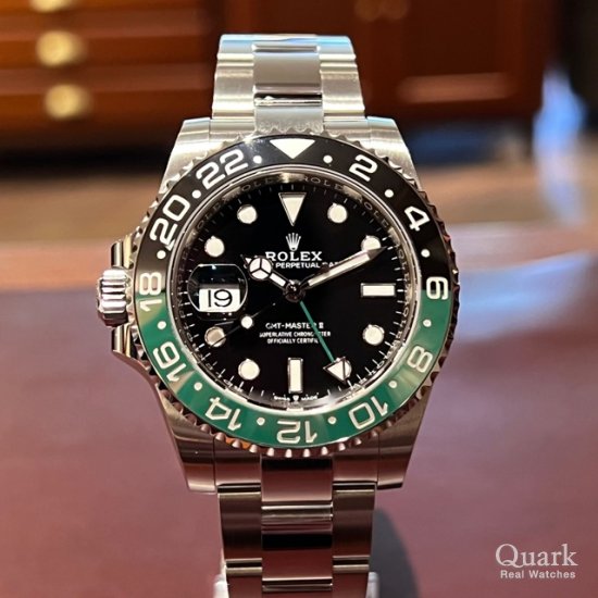 ロレックス GMTマスターII Ref.126720VTNR 緑/黒ベゼル 新品