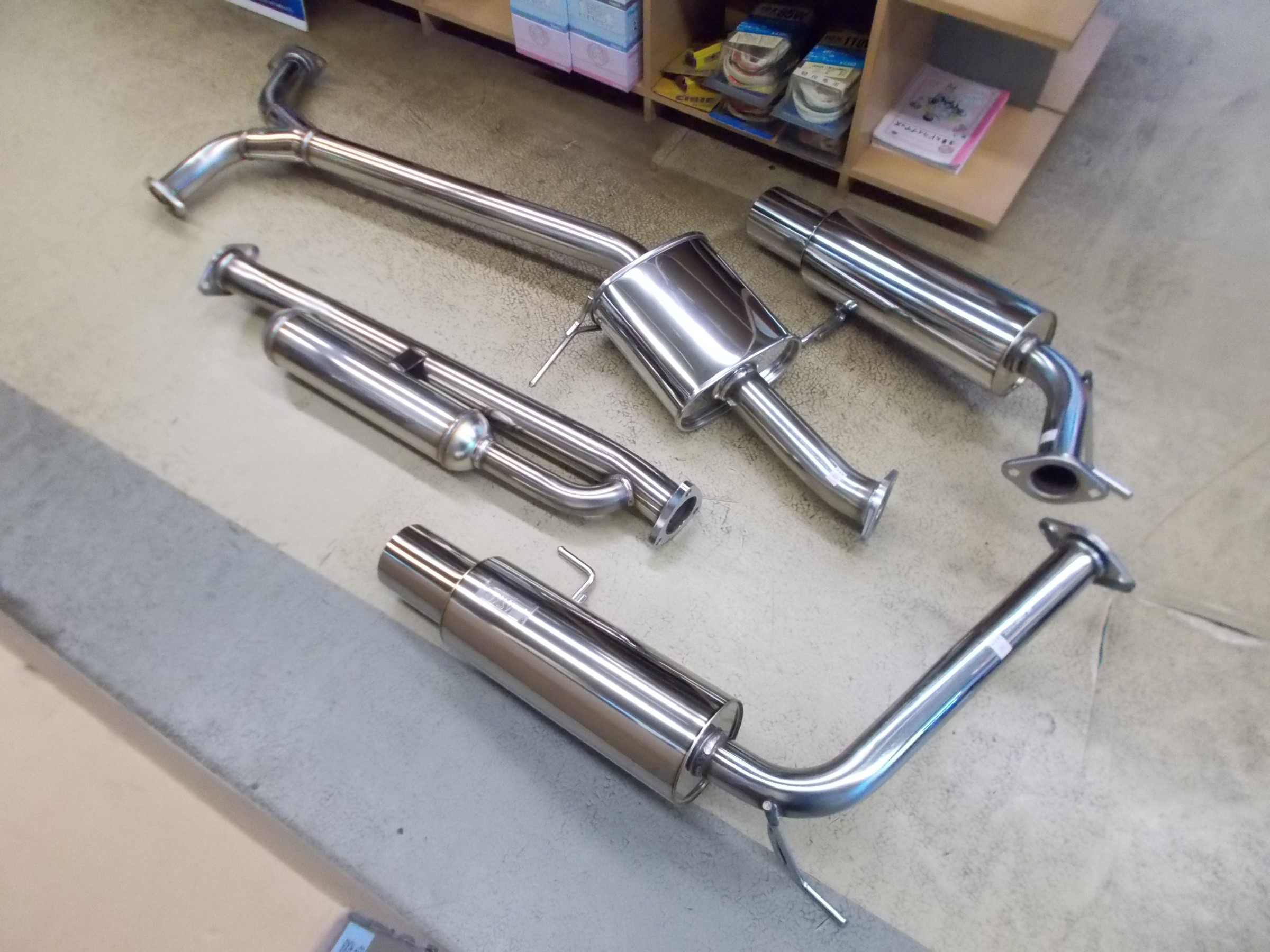 アコードユーロR HKS製車検対応スポーツマフラー「サイレントハイ