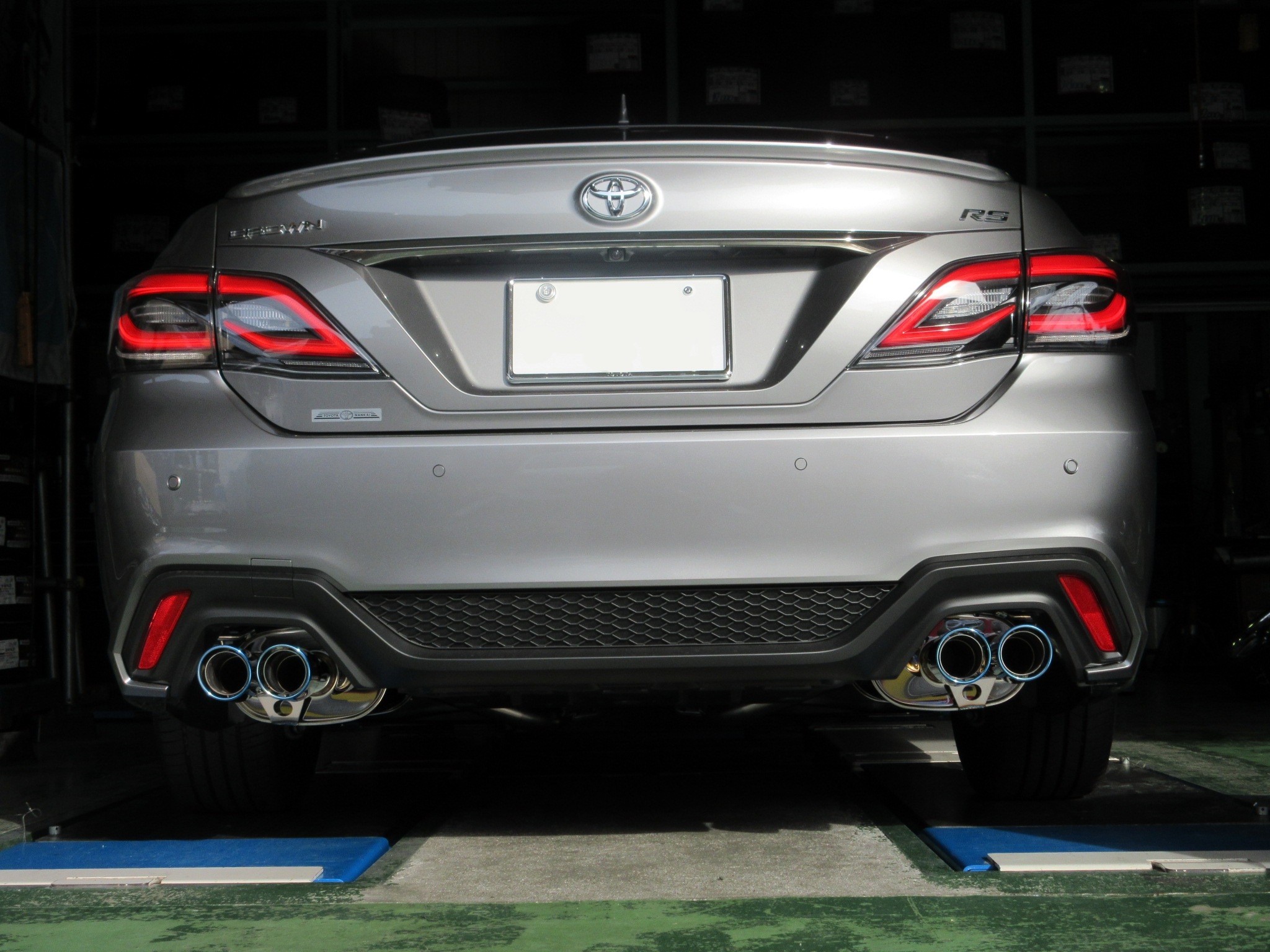 クラウン（ARS220） マフラー交換 | トヨタ クラウン 吸・排気系 吸