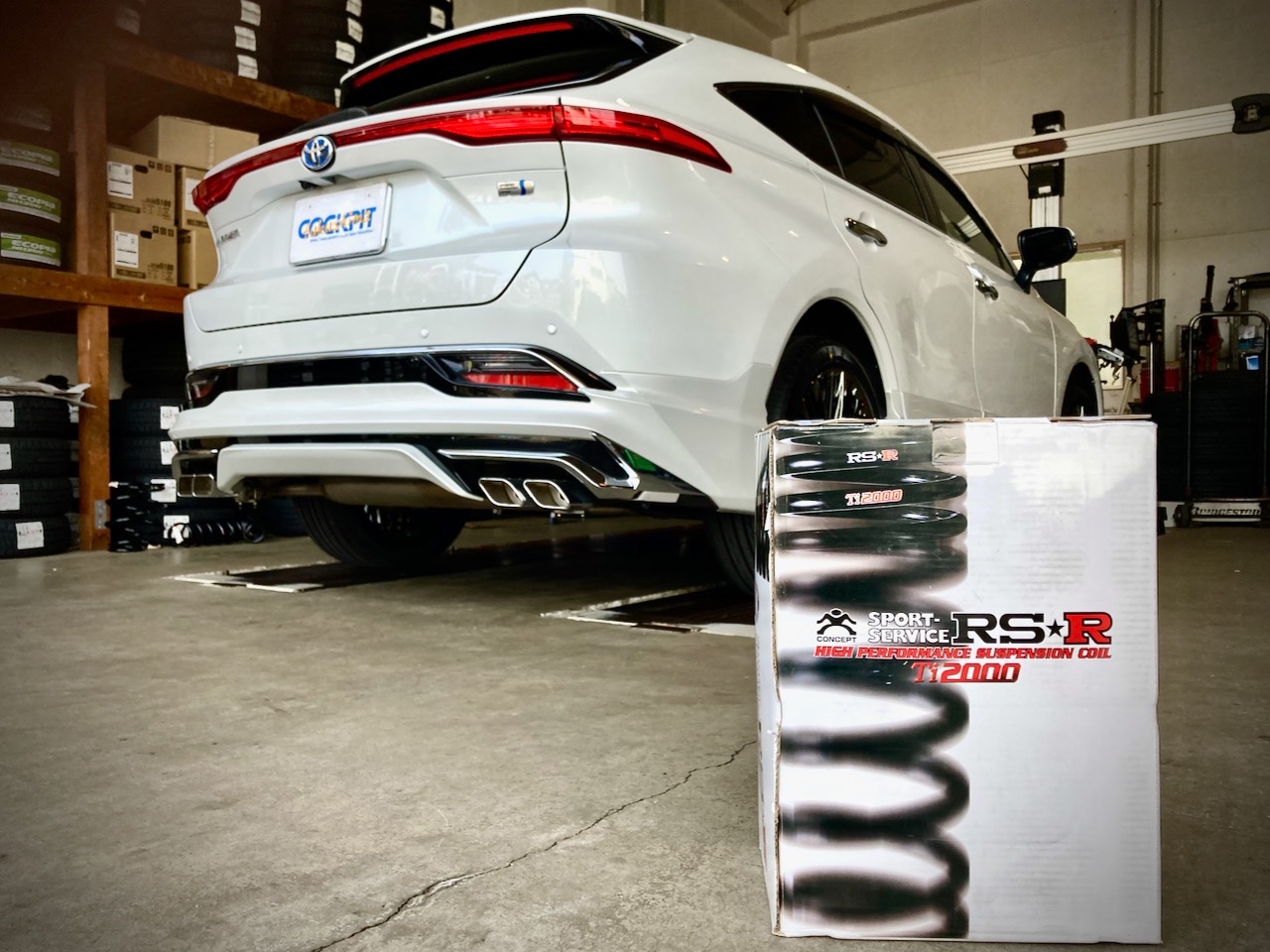 AXUH80 TOYOTA HARRIER HYBRID ✖ RS☆R Ti2000 HALF DOWN | トヨタ