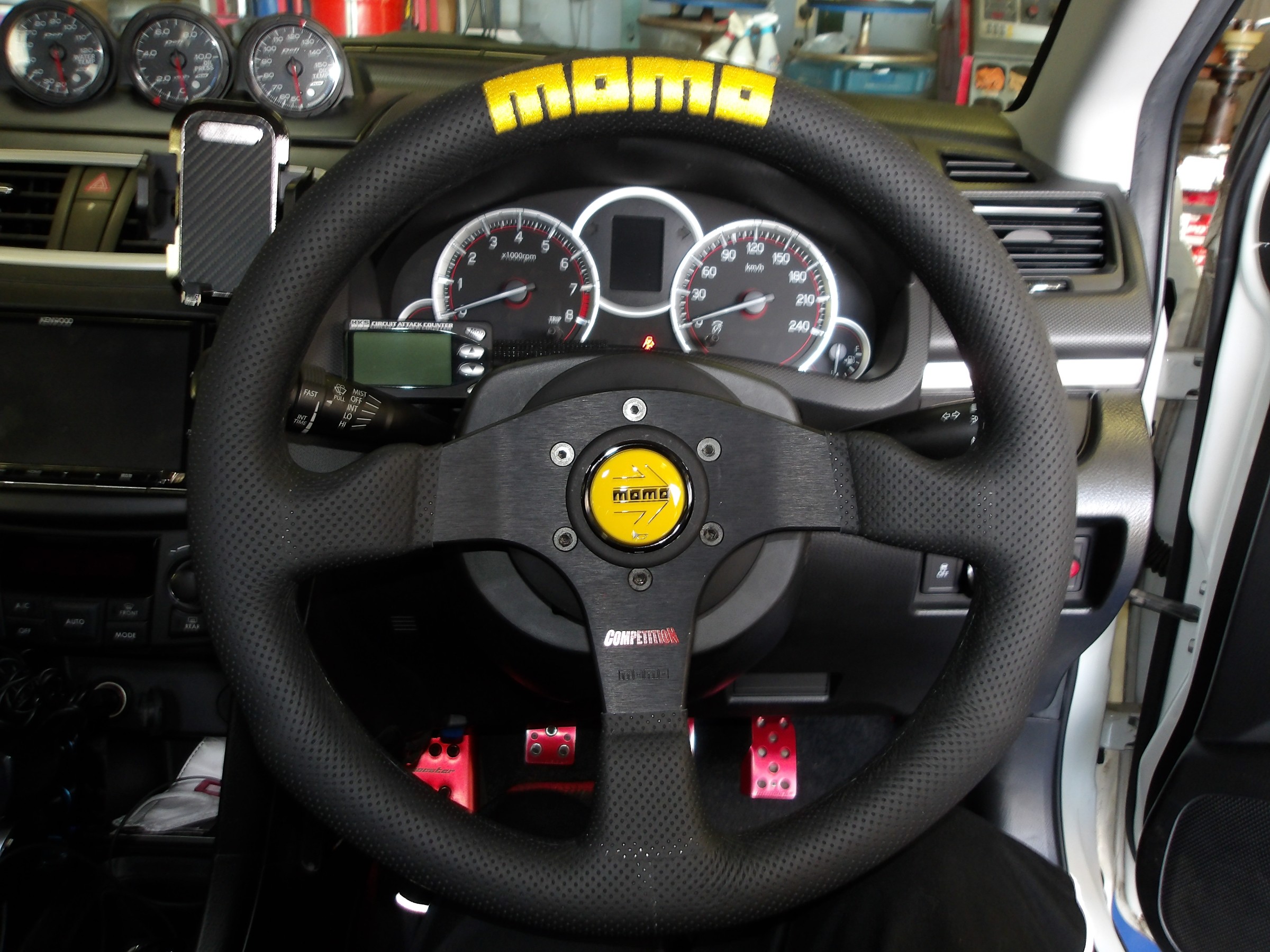 スイフトスポーツ（ZC32S）モモ製スポーツステアリング