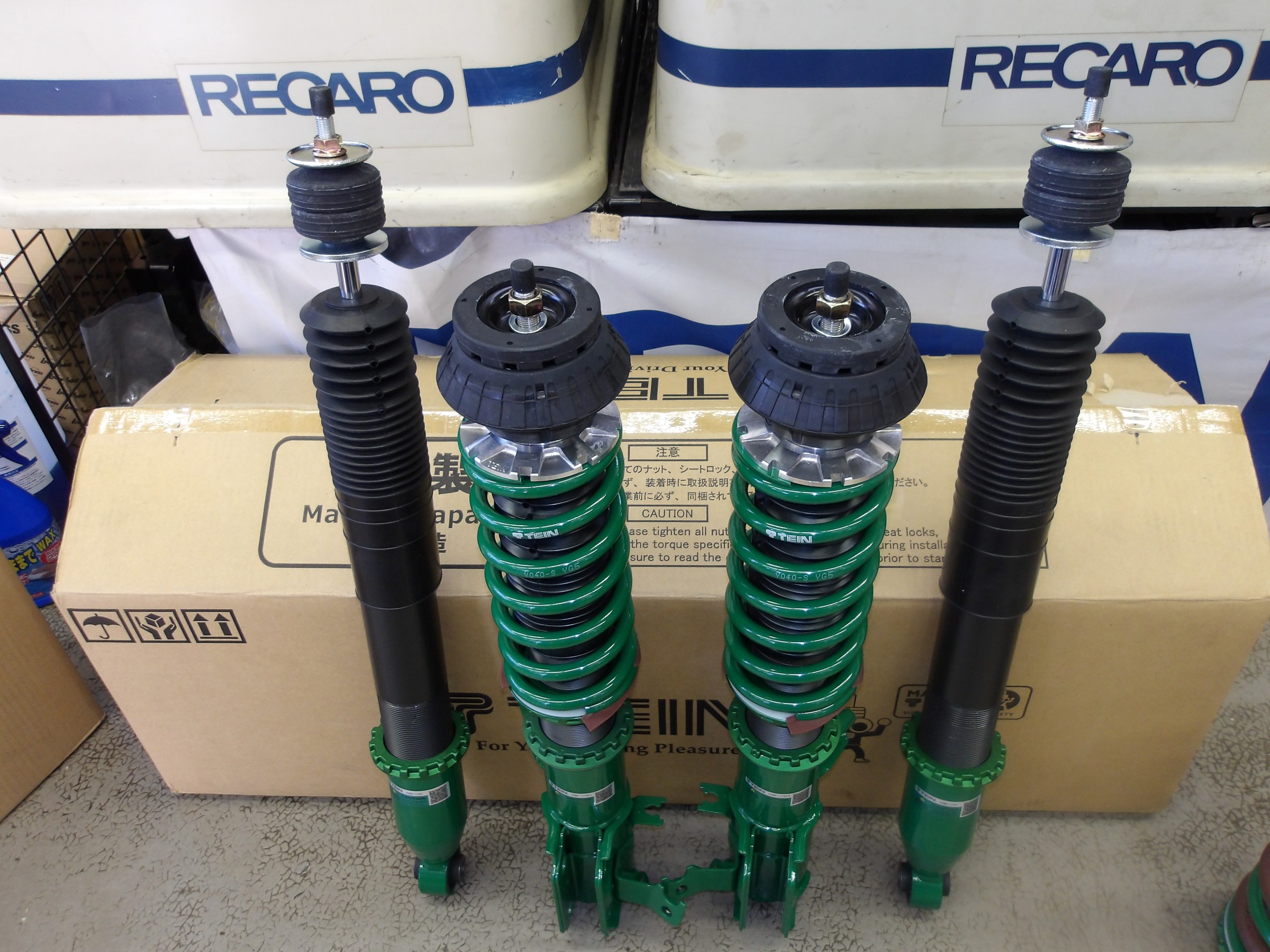 フィットRS（GE8）テイン製車高調「FLEX-Z」装着＆アライメント作業