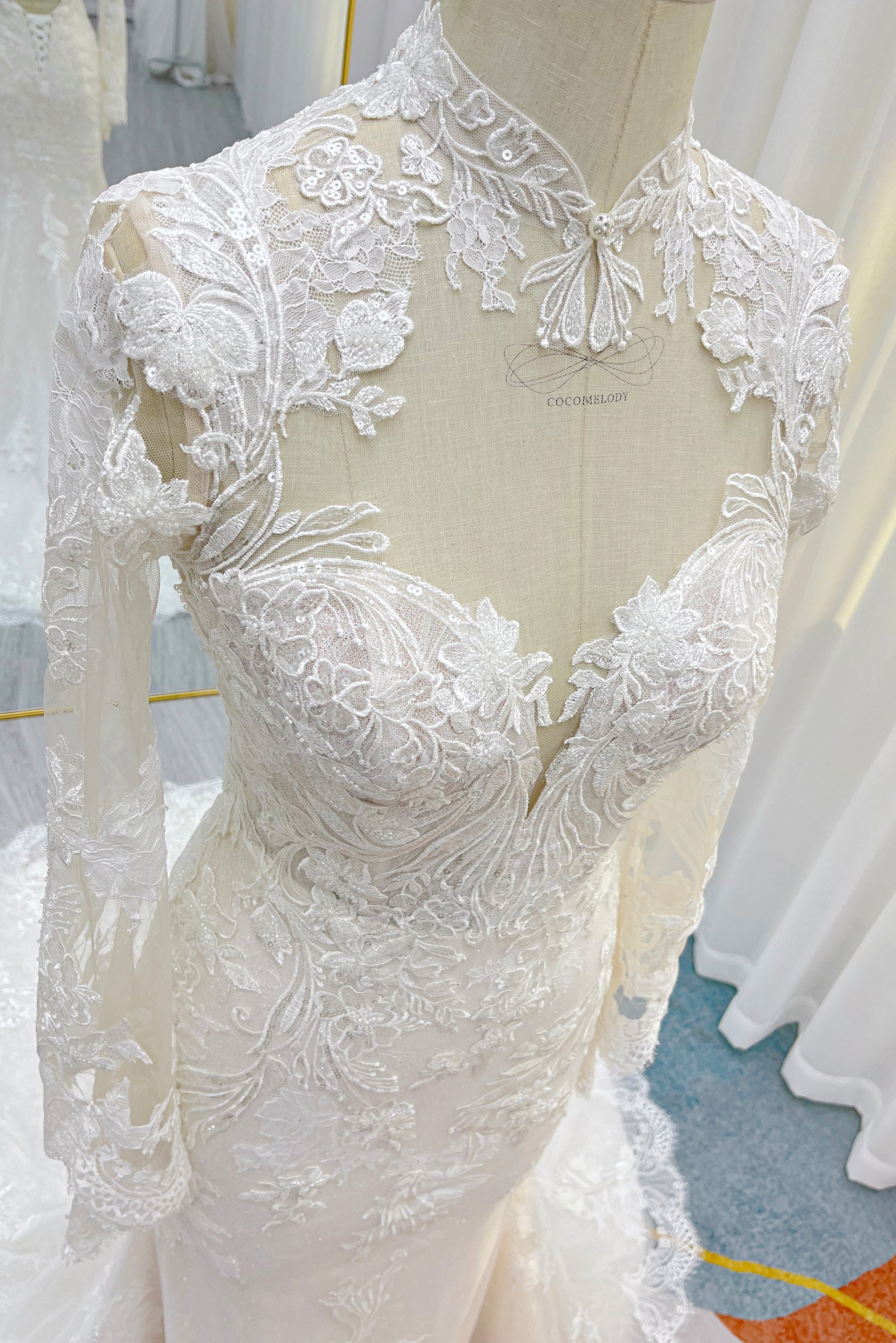 CW3257 詳細 | ウエディングドレスを格安で探すならCOCOMELODY