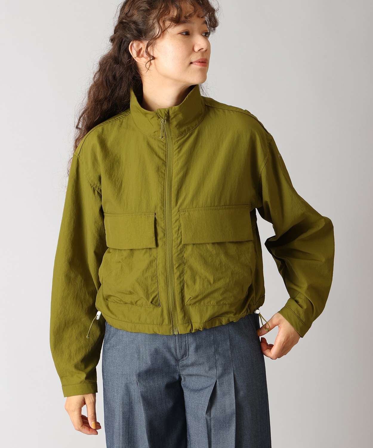 パラキューティクロップドカーゴウィンドブレーカー(S Mossy Green