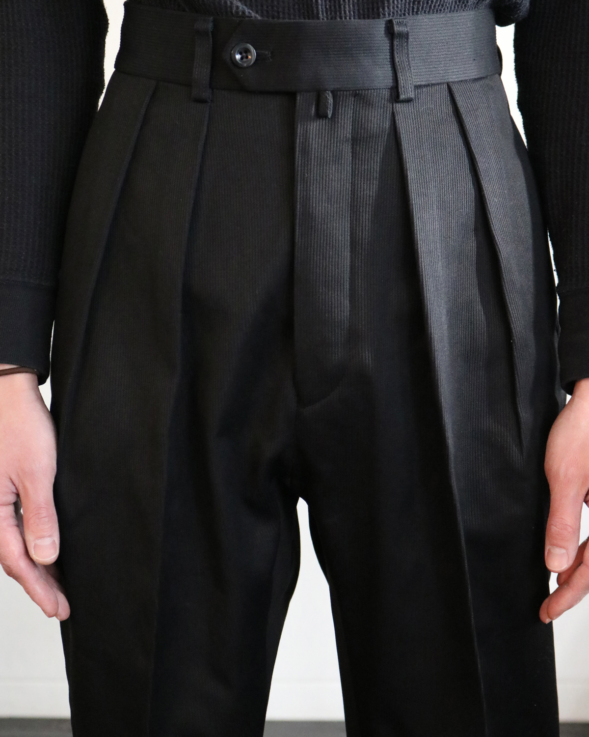 NEAT｜COTTON PIQUE｜TAPERED - Black｜PRODUCT｜Continuer Inc