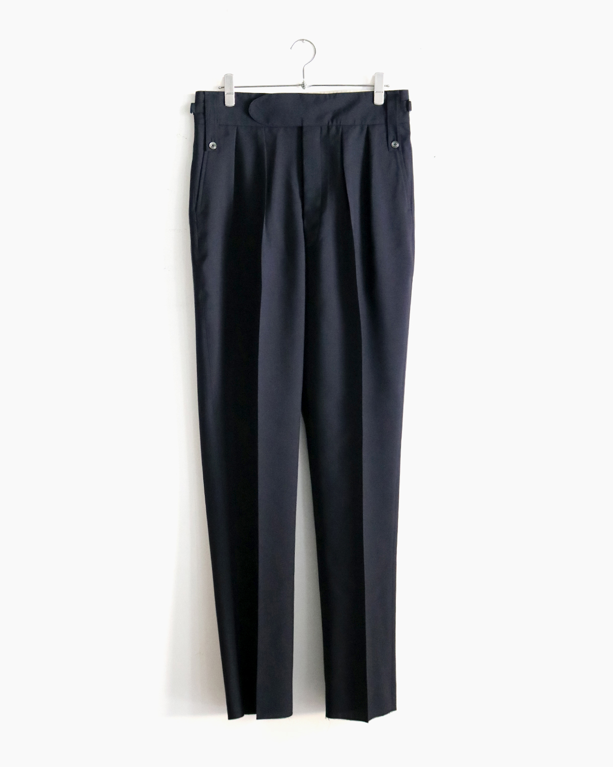 NEAT｜WASHABLE TROPICAL｜BELTLESS - Navy｜PRODUCT｜Continuer Inc