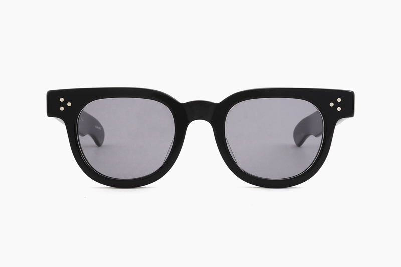 SC_FRANKIE-SG_BLACK_GR-19_46-