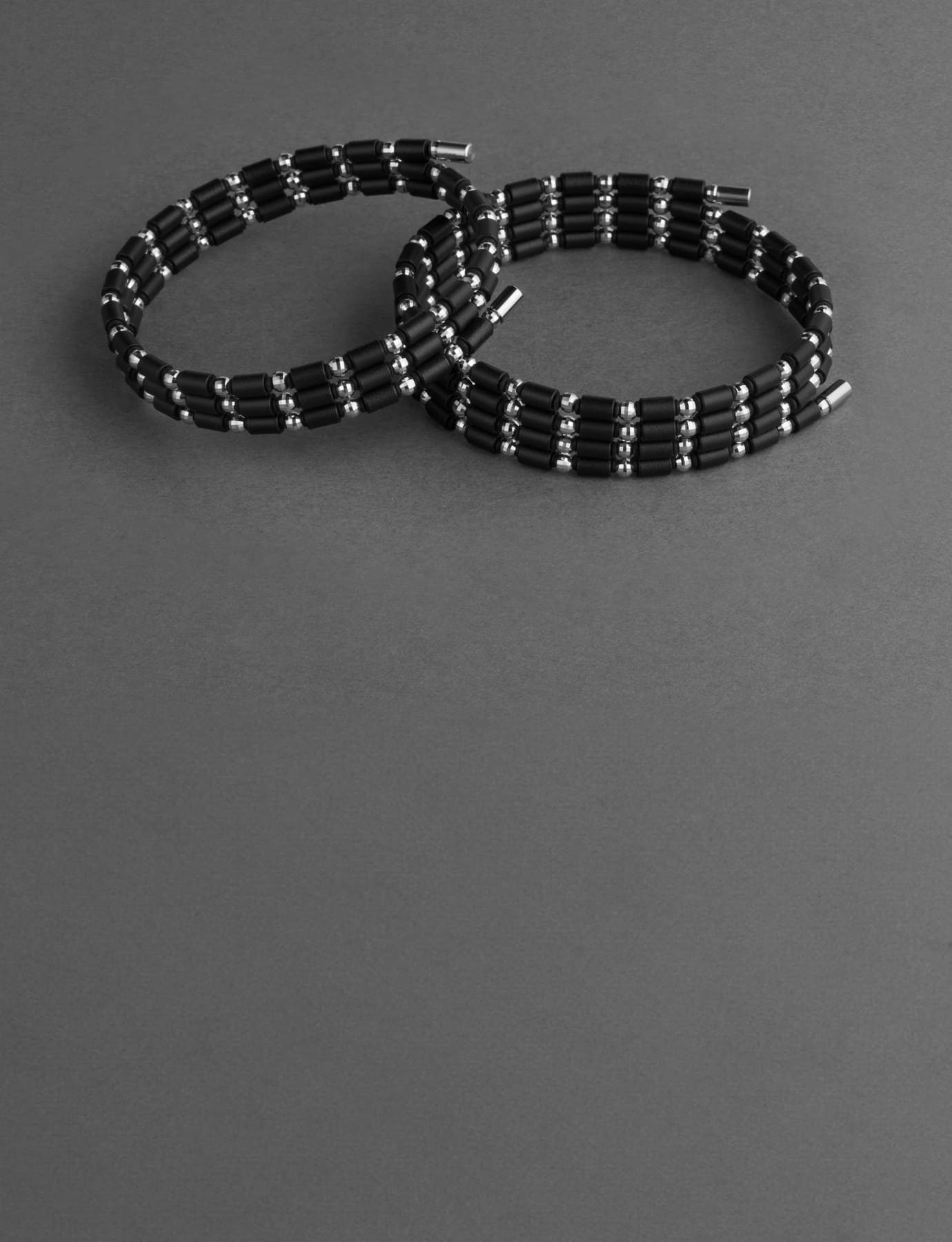 製品ラインナップ｜体幹を整えるボディケアスポーツネックレス