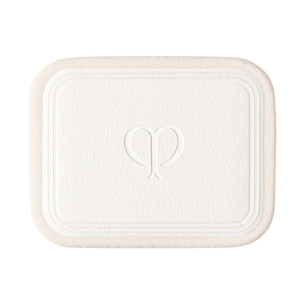 スポンジ(タンナチュレールプードルブラン) / クレ・ド・ポー ボーテ