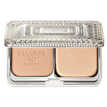 AQ ミリオリティ トリートメント パウダーファンデーション / コスメ