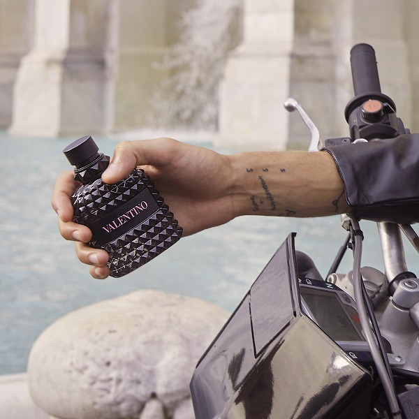 ヴァレンティノ ウオモ ボーン イン ローマ オードトワレ