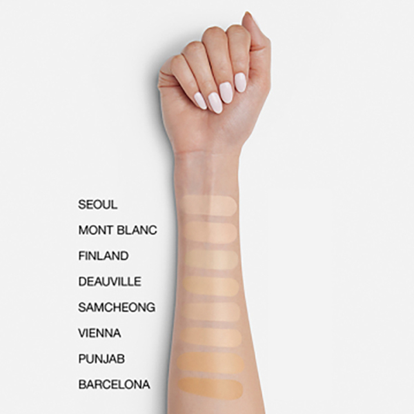 ライトリフレクティング セラムクッションファンデーション / NARS