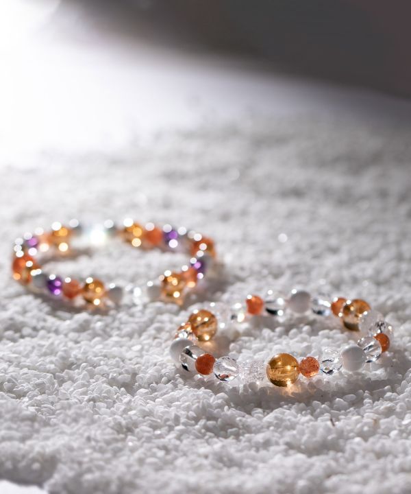 日輪(にちりん)サンストーン白 ブレスレット(SUNSTONE): 『岩座(いわく