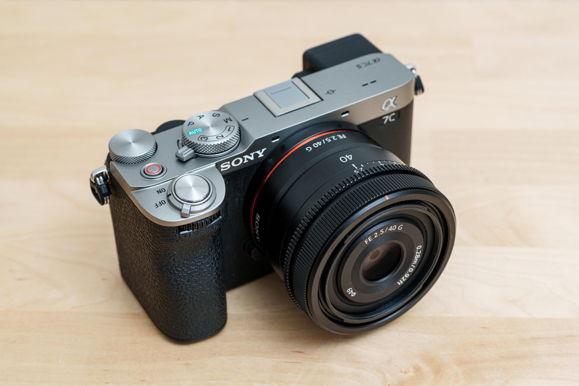 α7C II』にちょうど良いレンズ ｜SONY『FE 40mm F2.5 G』 | かめら12号