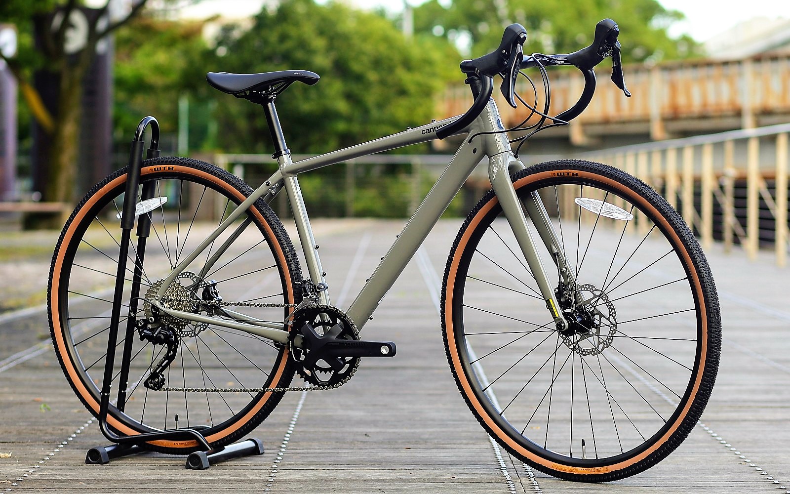 アルミグラベルの雄、Topstone 2！ | キャノンデール横浜